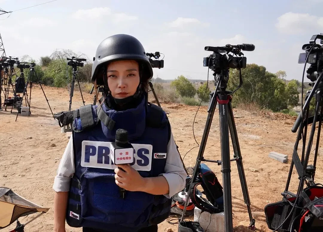 枪炮不断？中国父母看电视才知女儿在加沙做记者（组图） - 4