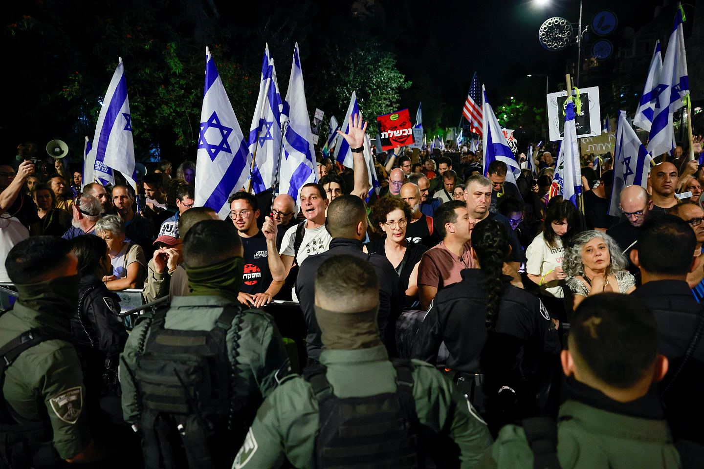 以色列爆发示威潮，76%民众促内塔尼亚胡下台（组图） - 3