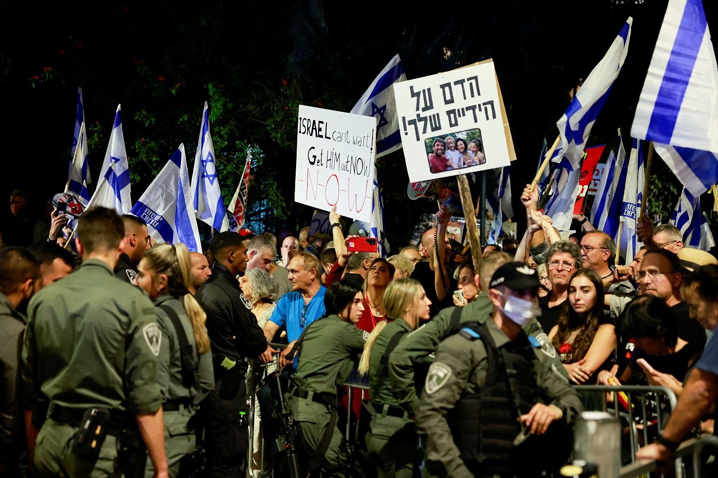 以色列爆发示威潮，76%民众促内塔尼亚胡下台（组图） - 2