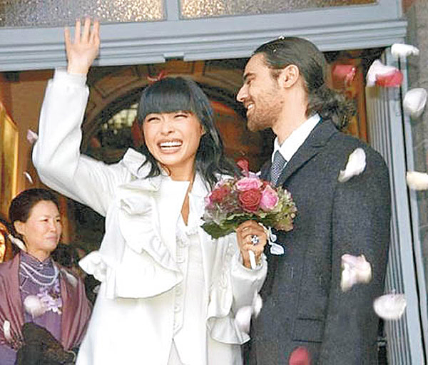 26岁中国“打工妹”嫁入欧洲王室当王妃，她到底凭什么（组图） - 7