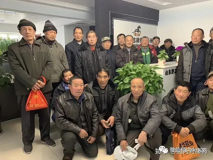 震惊！ 女律师替117名农民工讨薪被控有罪（组图） - 3