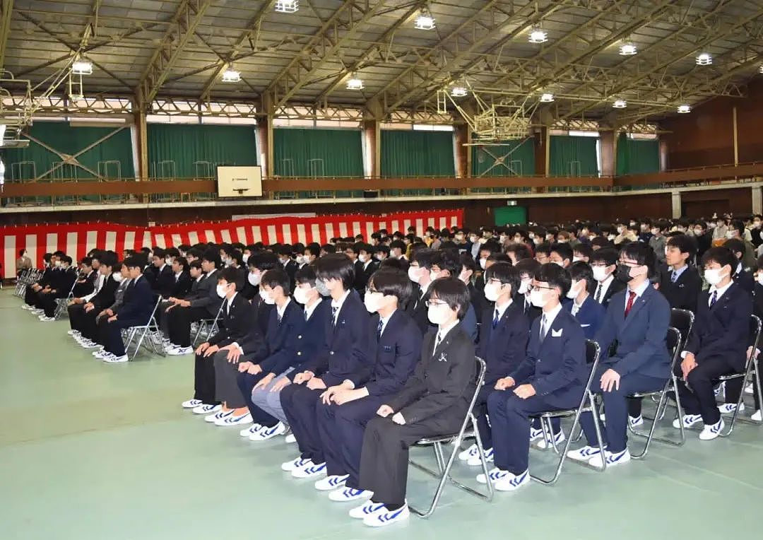 大开眼界！日本一男校举办校花评比，学生踊跃报名！候选照片公开，笑翻全网…（组图） - 7