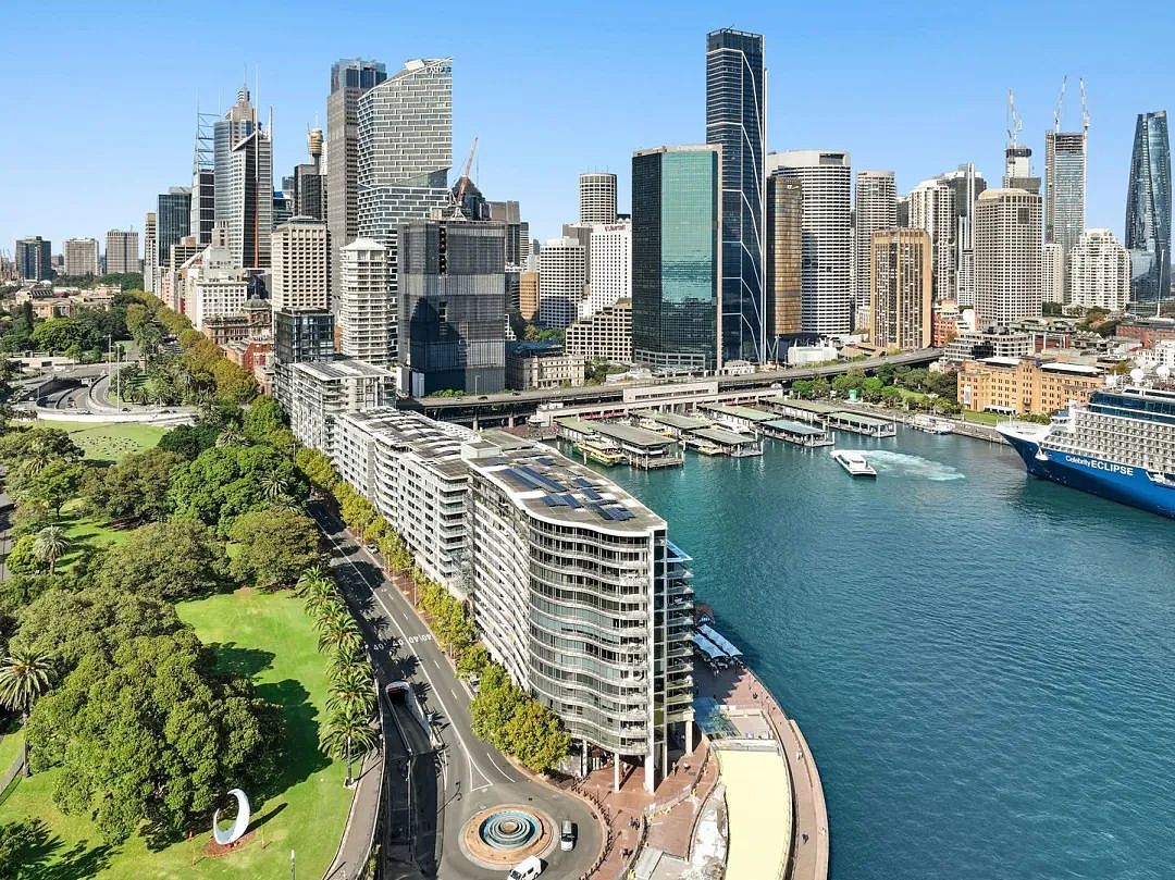 交易 | 一居室公寓竟以近$400万的价格成交！原来是位于悉尼CBD，享有海港大桥和城市天际线的全景（组图） - 12
