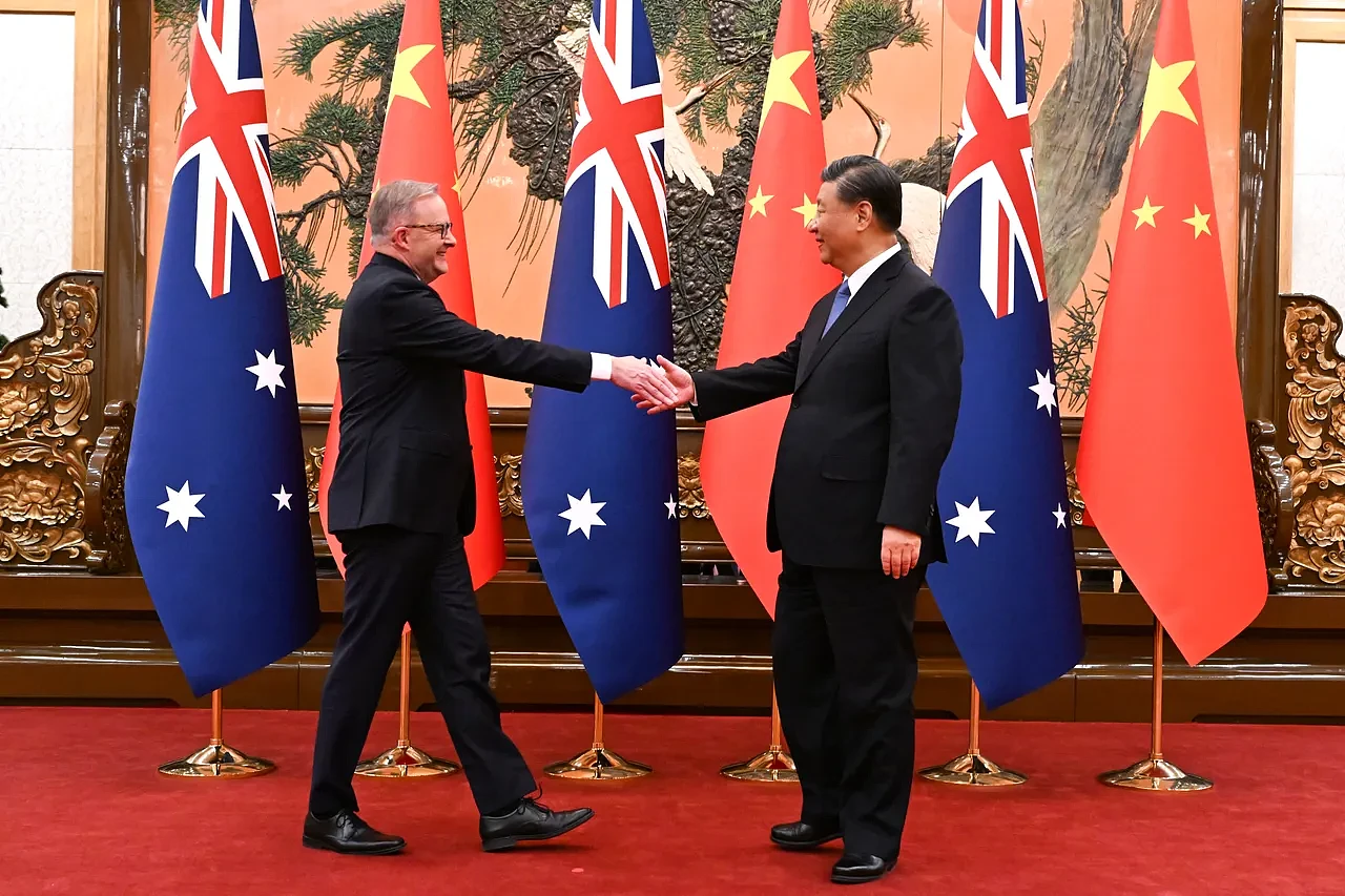 真的融冰了？中国外交部发言人汪文斌：澳洲总理艾博年此行“承前启后，继往开来”（组图） - 2