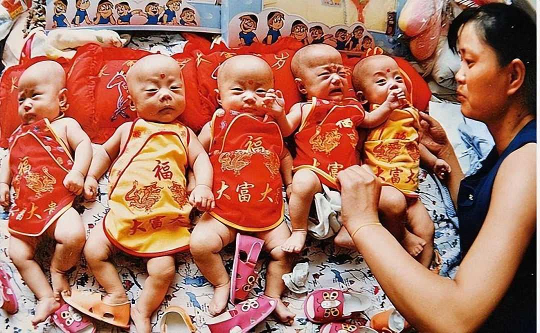 中国首例5胞胎现状：父亲过劳去世，母亲直言如果重选，一个不要（组图） - 4
