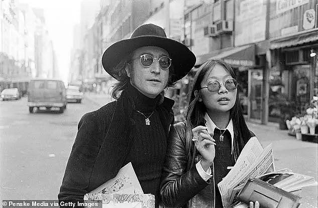 “她让我跟约翰·列侬睡觉”！妙龄华裔秘书被逼做三，被魔女洋子献给出轨老公（组图） - 9