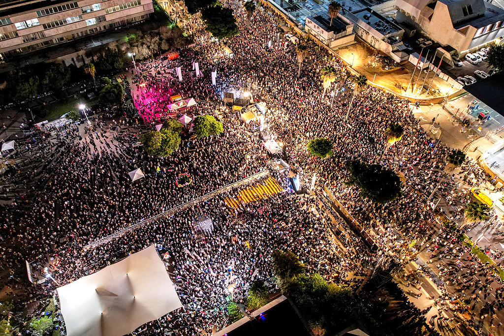 以色列爆开战来最大示威潮！民众怒吼：把人质带回来（视频/组图） - 1