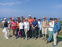 澳亚医疗联盟组织徒步日 漫步曼利海滩赏蓝天白云（组图）