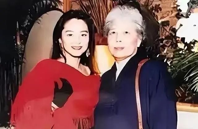 1987年，河南女教师突然得知：父亲是台湾富豪，妹妹是明星林青霞（组图） - 15