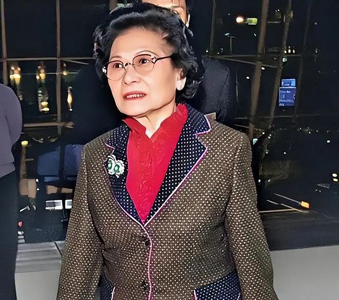 中国女首富换人了！94岁的她第一（组图） - 1