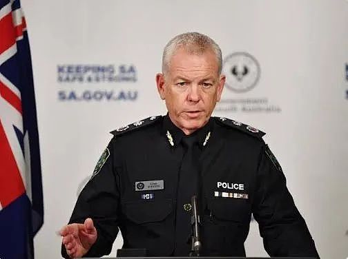 南澳突发枪击案，一名警察中弹身亡，枪手“在向警察开枪前射杀了一只狗“！（组图） - 2