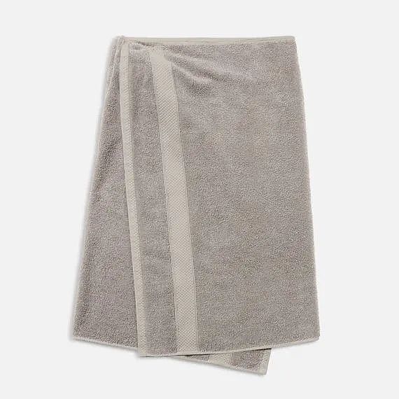 巴黎世家出了条925美元的毛巾裙，网友们彻底凌乱：和几块钱的浴巾一模一样？！（组图） - 9