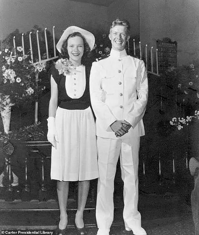美国前总统卡特的妻子去世，享年96岁！77年婚姻成为传奇，99岁卡特也进入临终关怀状态（组图） - 3
