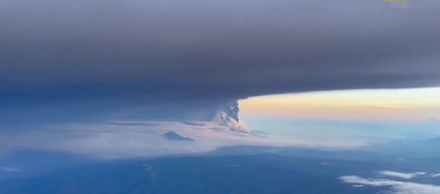 3座火山喷发！ “火环“最危险火山之一大规模爆发，火山灰柱直冲1.5万米（组图） - 8