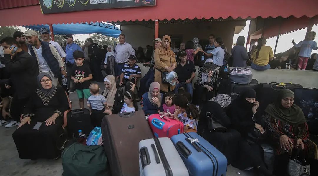 美国难民历时一个月“逃离加沙”：我的祖国抛弃了我（组图） - 6