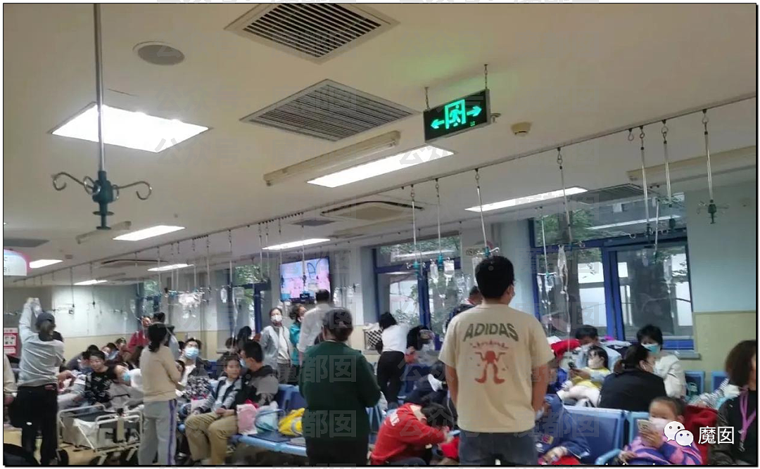 热搜第一！中国多地出现民众大面积发烧，医院人满为患，等号超过24小时（组图） - 50