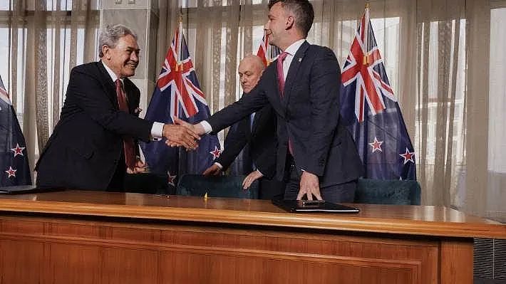新西兰放宽移民！新政府隐藏6条新政策，地产中介生气：无能的谈判者…（组图） - 13
