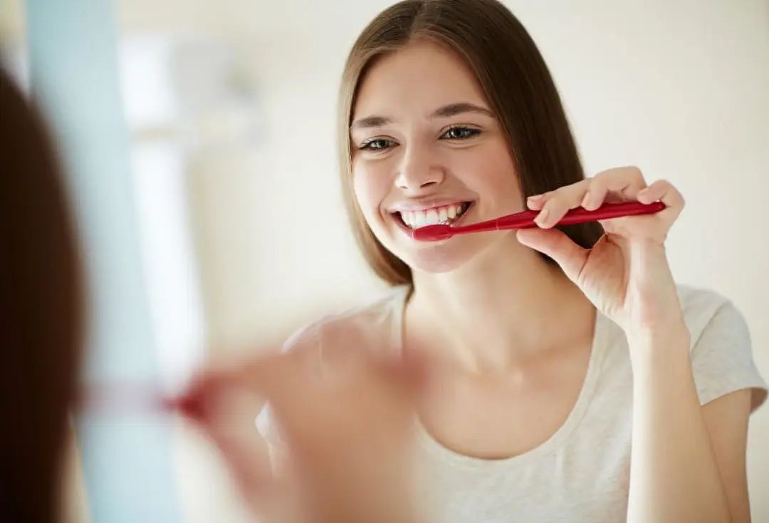 在澳洲，一天只刷一次牙很普遍吗？网友们的回答令人惊讶！（组图） - 1