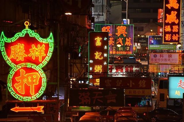 香港即将清拆街头​所有霓虹灯？真相曝光后网友集体泪目​：​一个时代结束了（组图） - 21