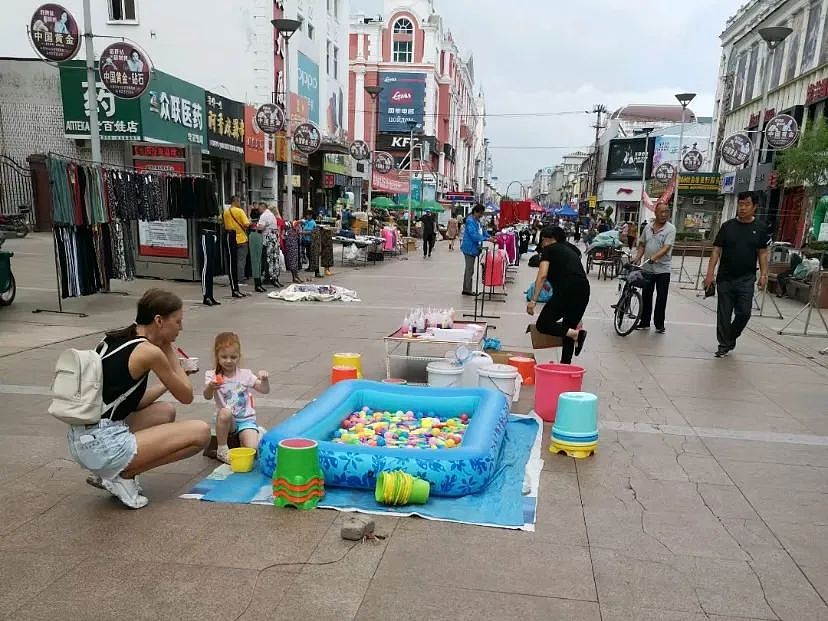 涌入东北黑河的俄罗斯人，成了流量密码（组图） - 13