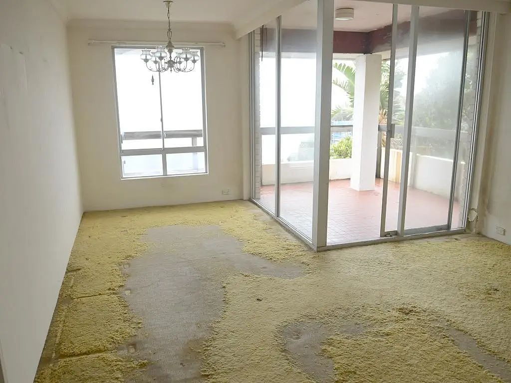 拍卖 | 超底价$310万，中介直呼：“难以置信！”Bondi Beach破旧顶层公寓以$710万成交（组图） - 5