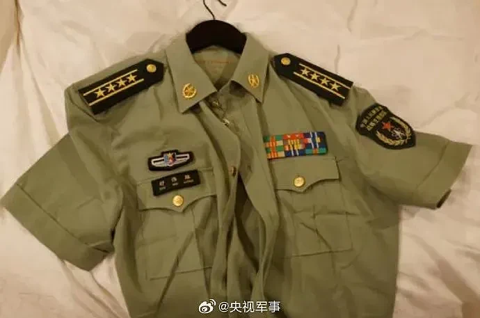 中国国防部回应军队近期查处7个“军委部长”（组图） - 4