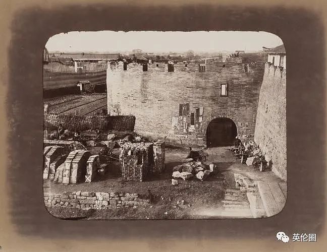 200年前英国用鸦片叩开中国大门后的那些照片，却在今天被一个英国人私藏，不曾公开（组图） - 1