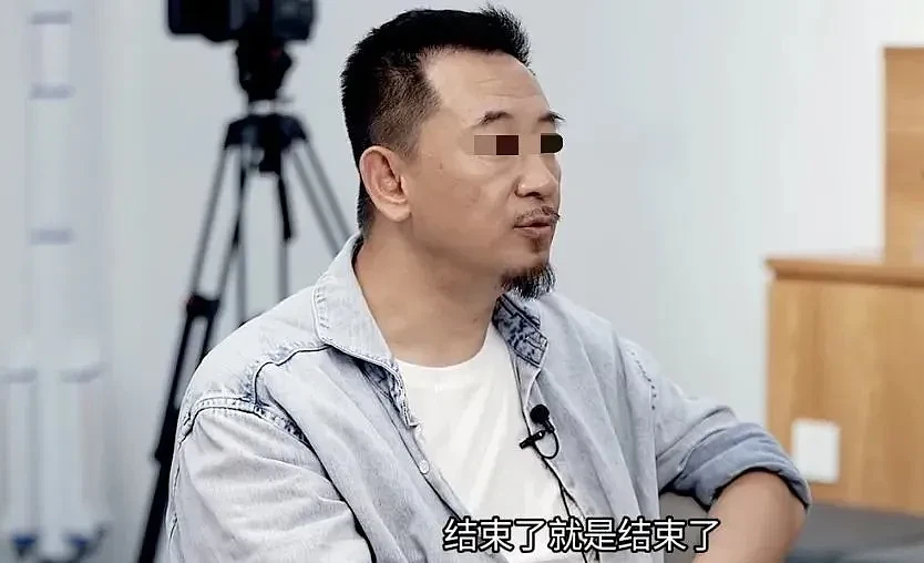 “嫖娼门”9年后，黄海波再爆新瓜！网友炸了：这是自暴自弃了？（组图） - 5