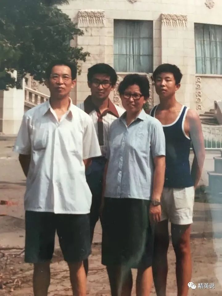 17岁上北大20岁进哈佛：震惊物理界的中国天才却在34岁跳楼身亡，死因成谜...（组图） - 16