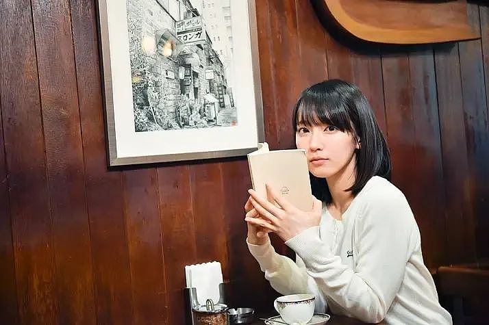 绫濑遥、长泽雅美都输了…登顶“日本最理想女友”的她，究竟有什么魅力？（组图） - 47