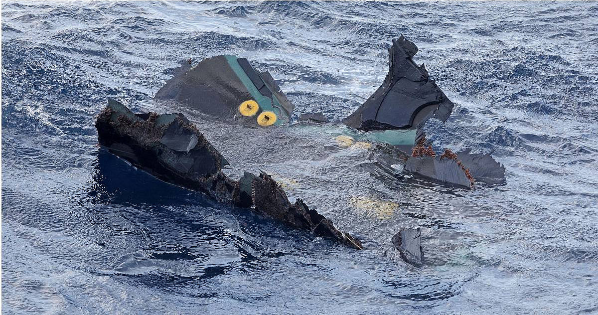 又发现5具遗体，日本海域找到坠毁美军机大块残骸（图） - 1