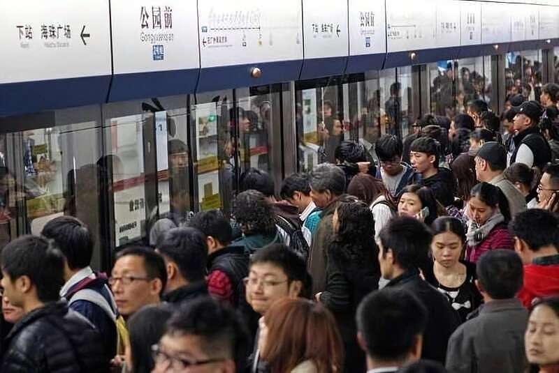 地铁挤爆居然还亏钱，北京年亏超百亿钱都亏哪了？（组图） - 7