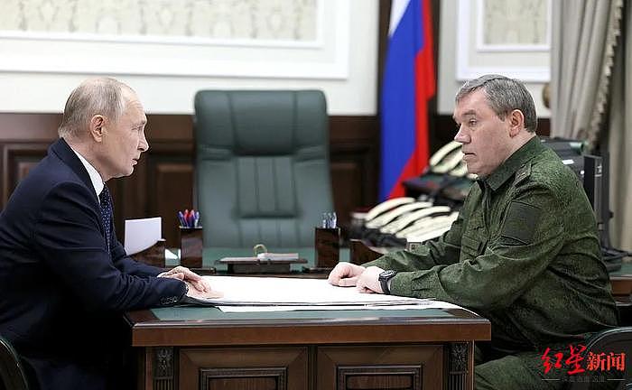 美记者爆料：俄乌军方正私下进行和谈，泽连斯基被完全绕过（组图） - 1