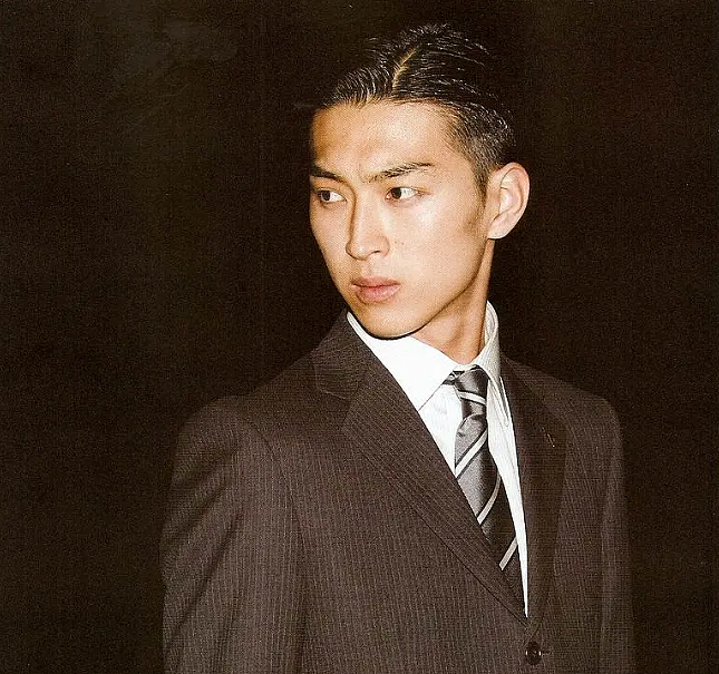 日本一混血男星，靠“面瘫脸”娶了小14岁的“九头身”名模！可他的前妻才叫惊艳…（组图） - 12