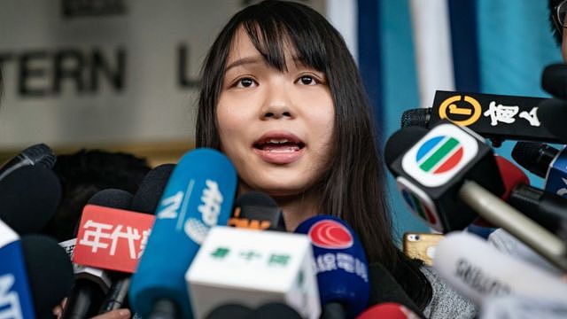 周庭弃保流亡后接受BBC采访，称香港已成“恐惧之地”（组图） - 1
