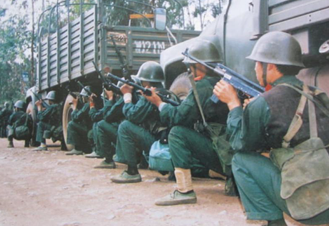 1992年“平远缉毒”有多震撼？武警官兵实弹待命，美国以为要开战（组图） - 7