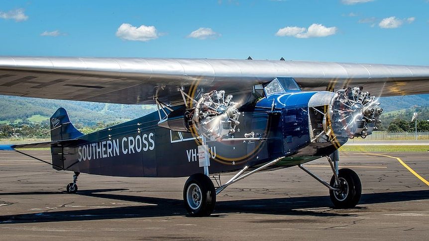 首次跨太平洋飞行的“南十字星”飞机复制品重返蓝天（图） - 1