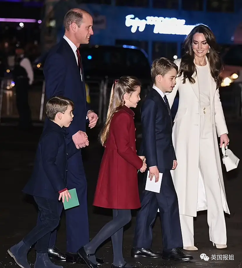 英王室喜迎圣诞，8岁夏洛特公主稳坐霸气C位！凯特穿“复仇裙”惊艳全场，狠狠打脸最新丑闻（组图） - 3