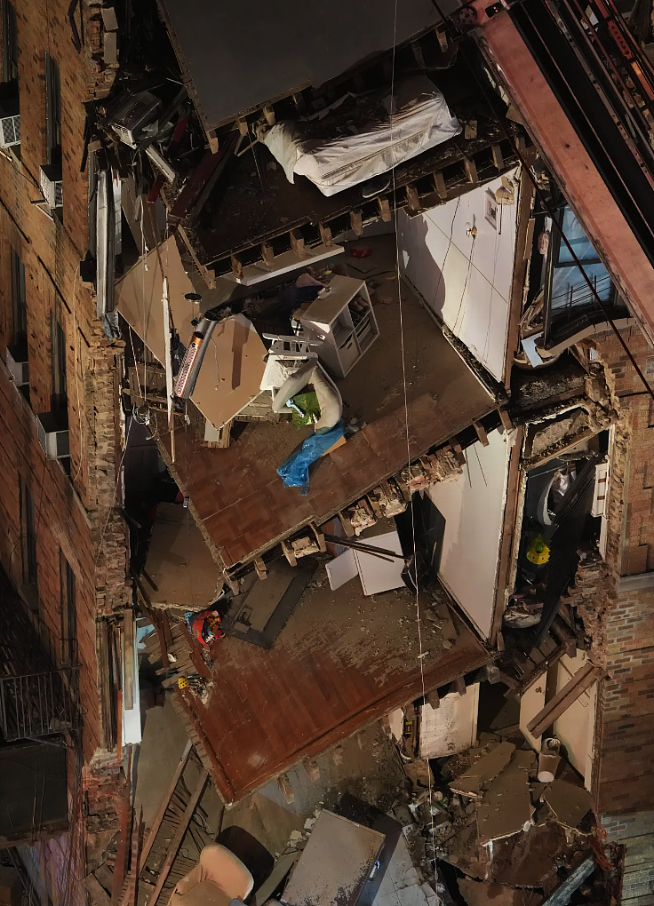 纽约高层公寓大楼一角突然坍塌，7户居民只剩半间房...（组图） - 5