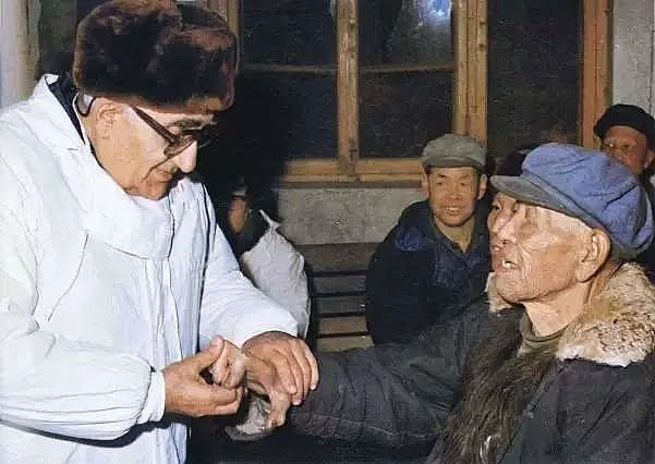 104岁苏菲去世！曾是延安第一美女，嫁给马海德（组图） - 32