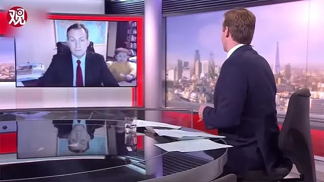 笑不活了！英国新闻主播失误的视频被P进了伦敦眼…BBC字幕/导播/主持作死大合集！（视频/组图） - 12