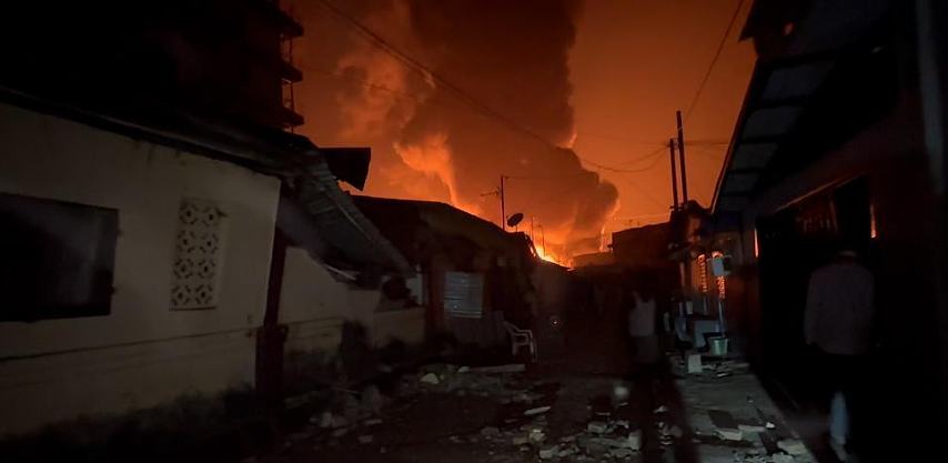 非洲油库爆炸！首都200死伤、遍地焦尸、窗户震碎！政府宣布停班停课（视频/组图） - 5