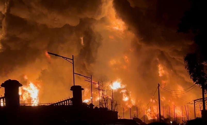 非洲油库爆炸！首都200死伤、遍地焦尸、窗户震碎！政府宣布停班停课（视频/组图） - 7