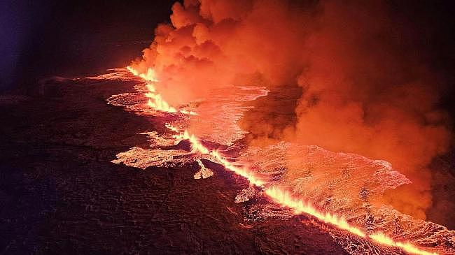和一般火山爆发有何不同？冰岛突开4公里裂缝喷岩浆，学者惊叹彷彿巫术（组图） - 2