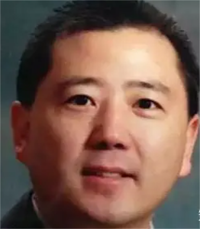 华裔高材生残杀生父，被捕面露微笑，无罪释放三年后结局反转（组图） - 3