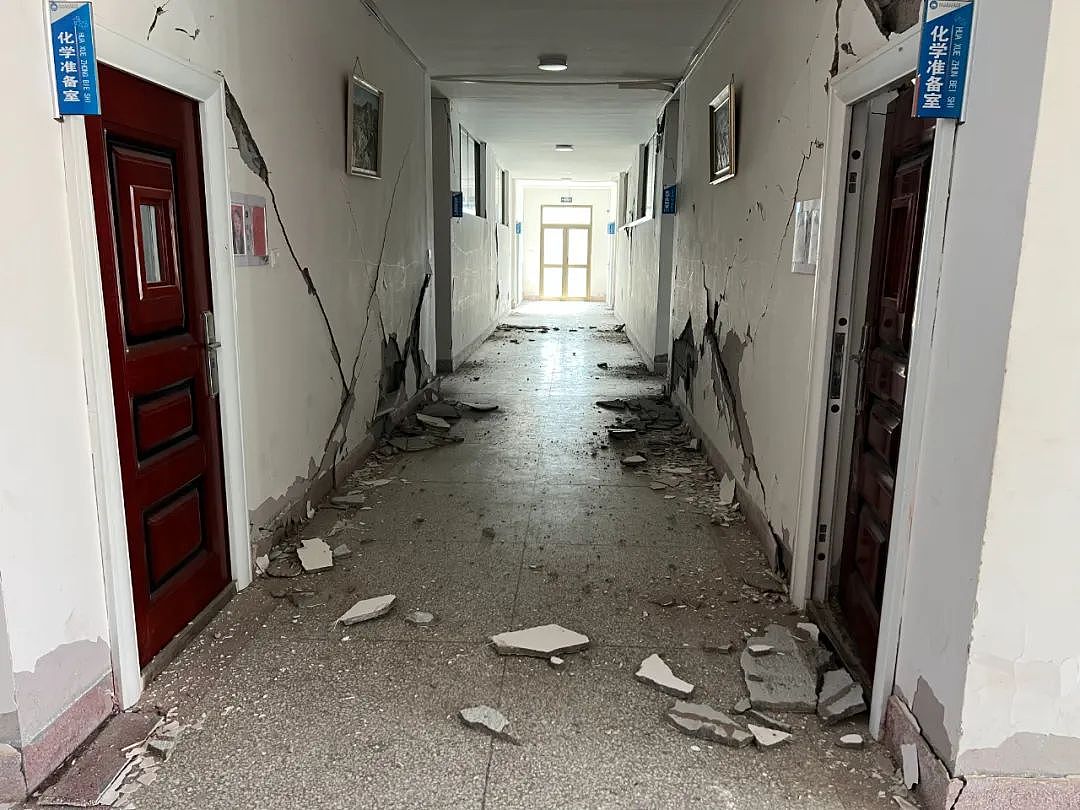 地震中，这所学校“零伤亡”（组图） - 2