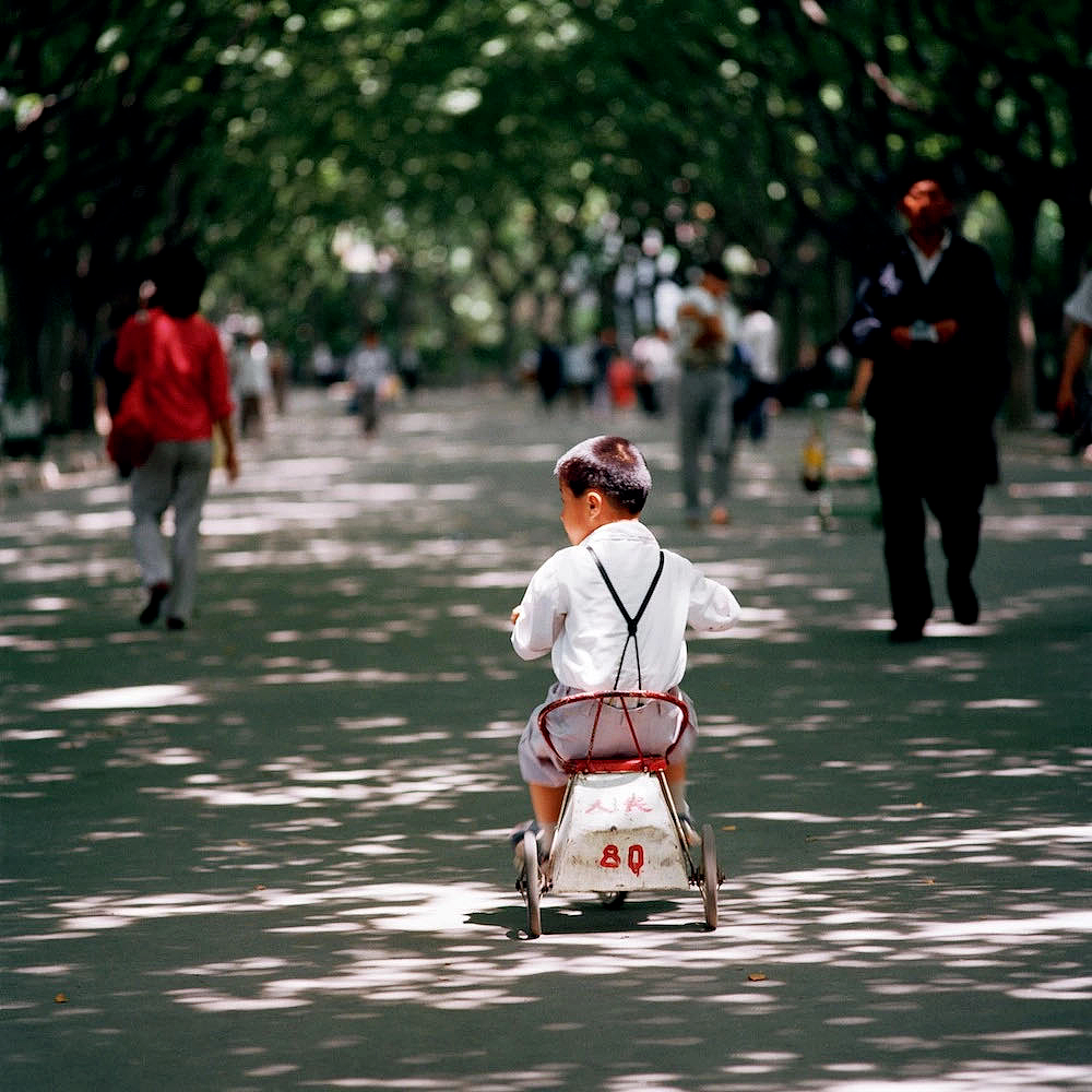 116张照片，再现40年前小学生精神状态：永远回不去的中国式童年（组图） - 40