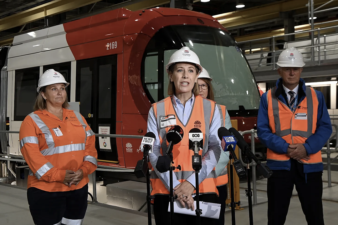 新闻 | Parramatta轻轨夜间悄然测试！悉尼城市交通迎来新纪元，运输部长承诺2024年中投入使用（组图） - 3