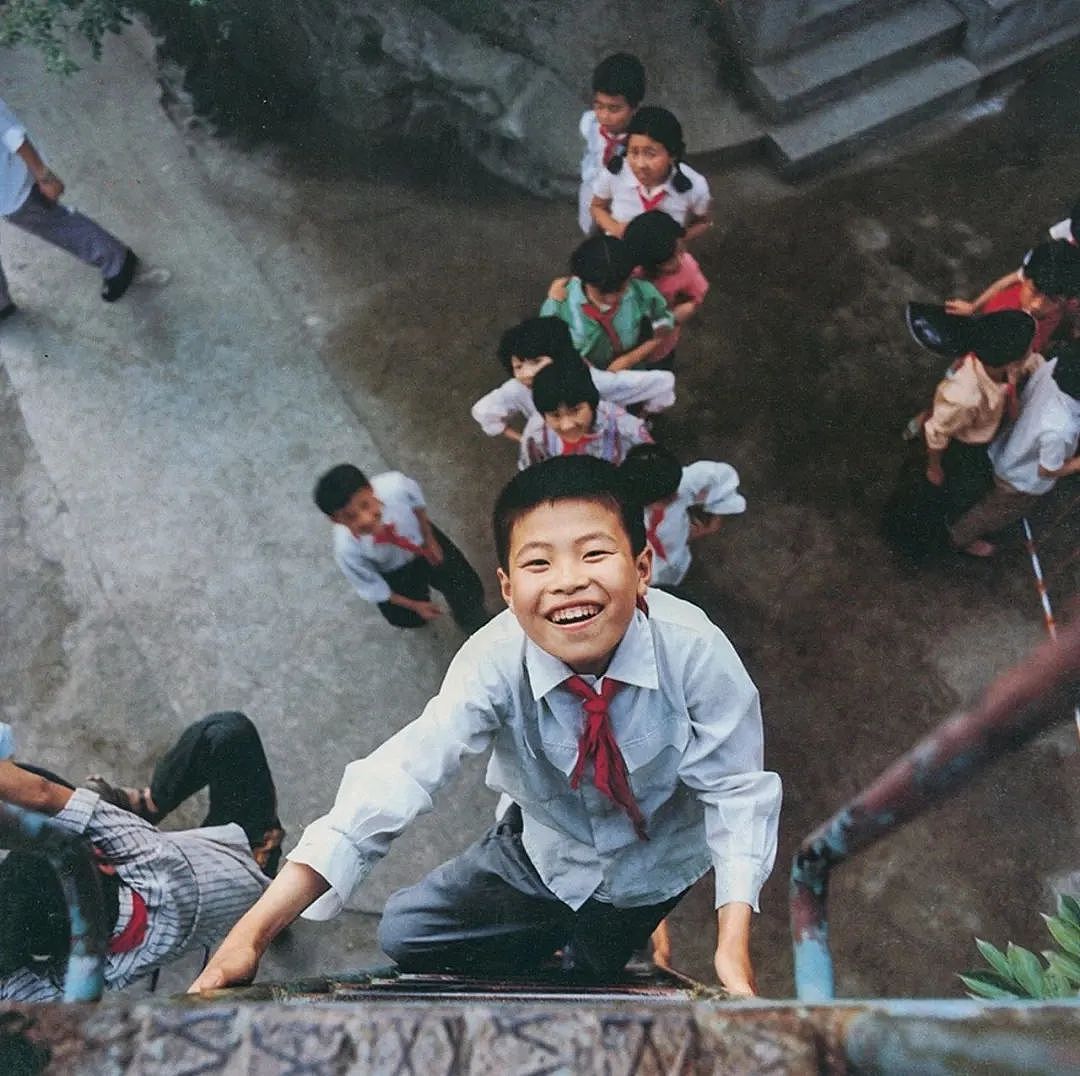 116张照片，再现40年前小学生精神状态：永远回不去的中国式童年（组图） - 15