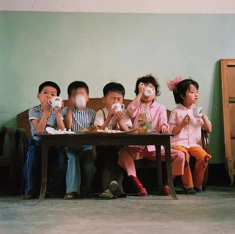 116张照片，再现40年前小学生精神状态：永远回不去的中国式童年（组图） - 37